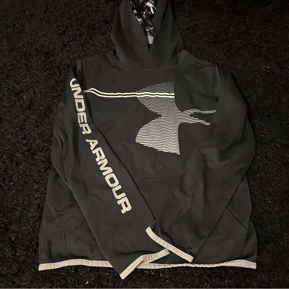 Under Armour Other - Size Youth XL Under Armour Hoodie ⭐️